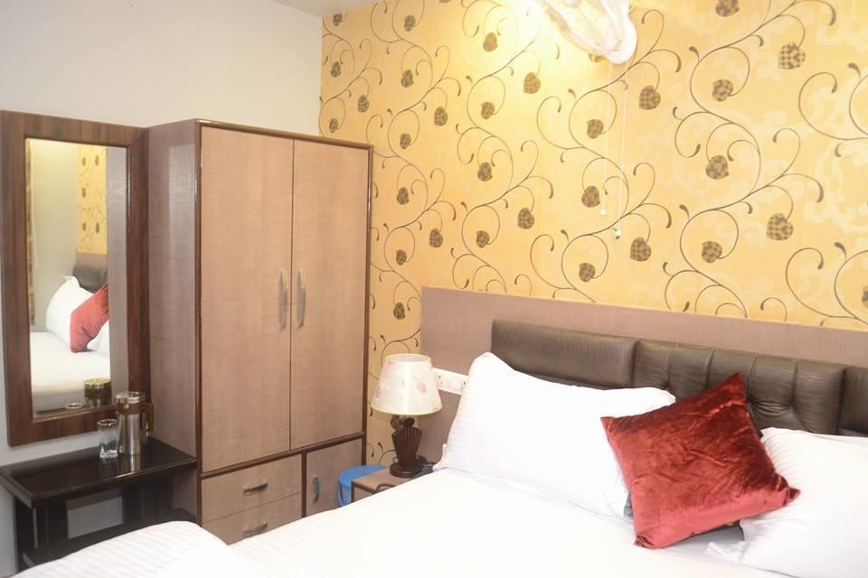 Hotel Mmk Канпур Екстер'єр фото