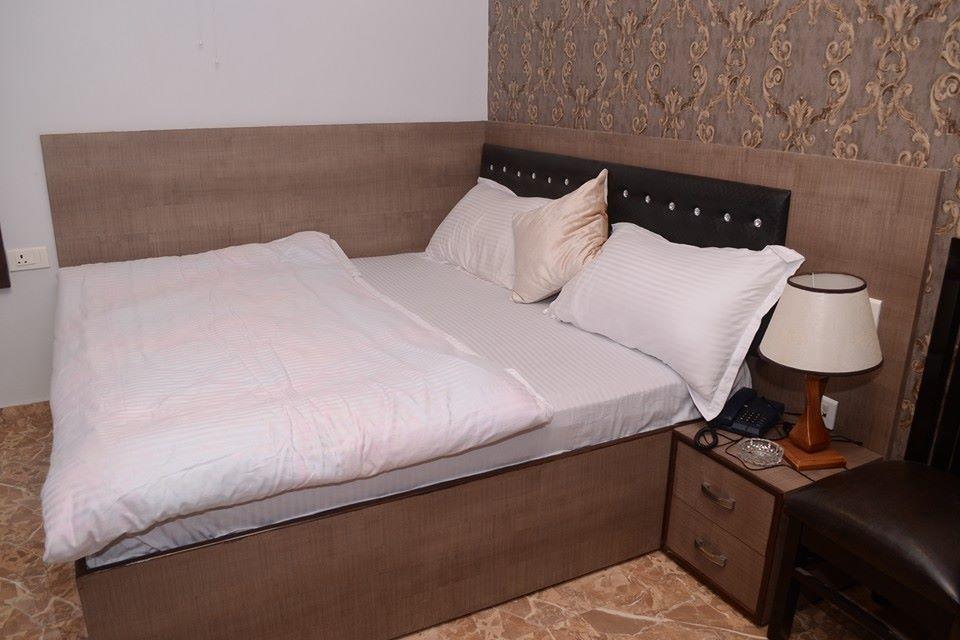 Hotel Mmk Канпур Екстер'єр фото