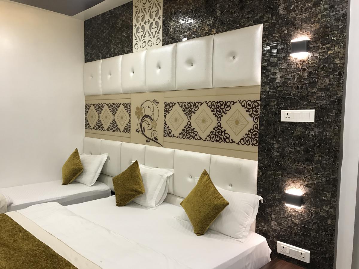 Hotel Mmk Канпур Екстер'єр фото