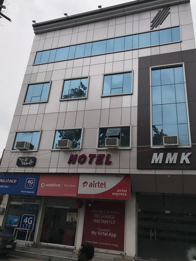 Hotel Mmk Канпур Екстер'єр фото