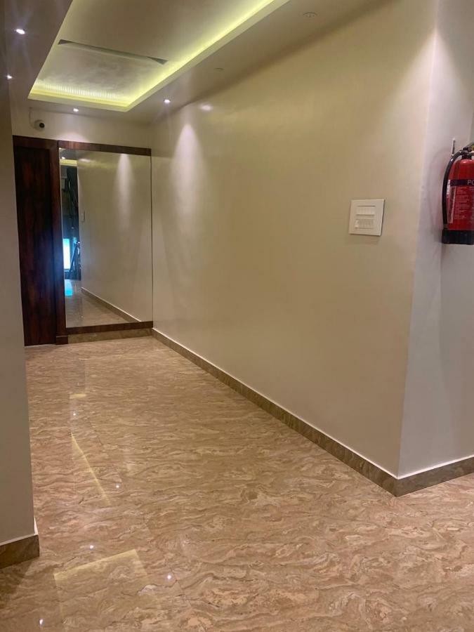Hotel Mmk Канпур Екстер'єр фото
